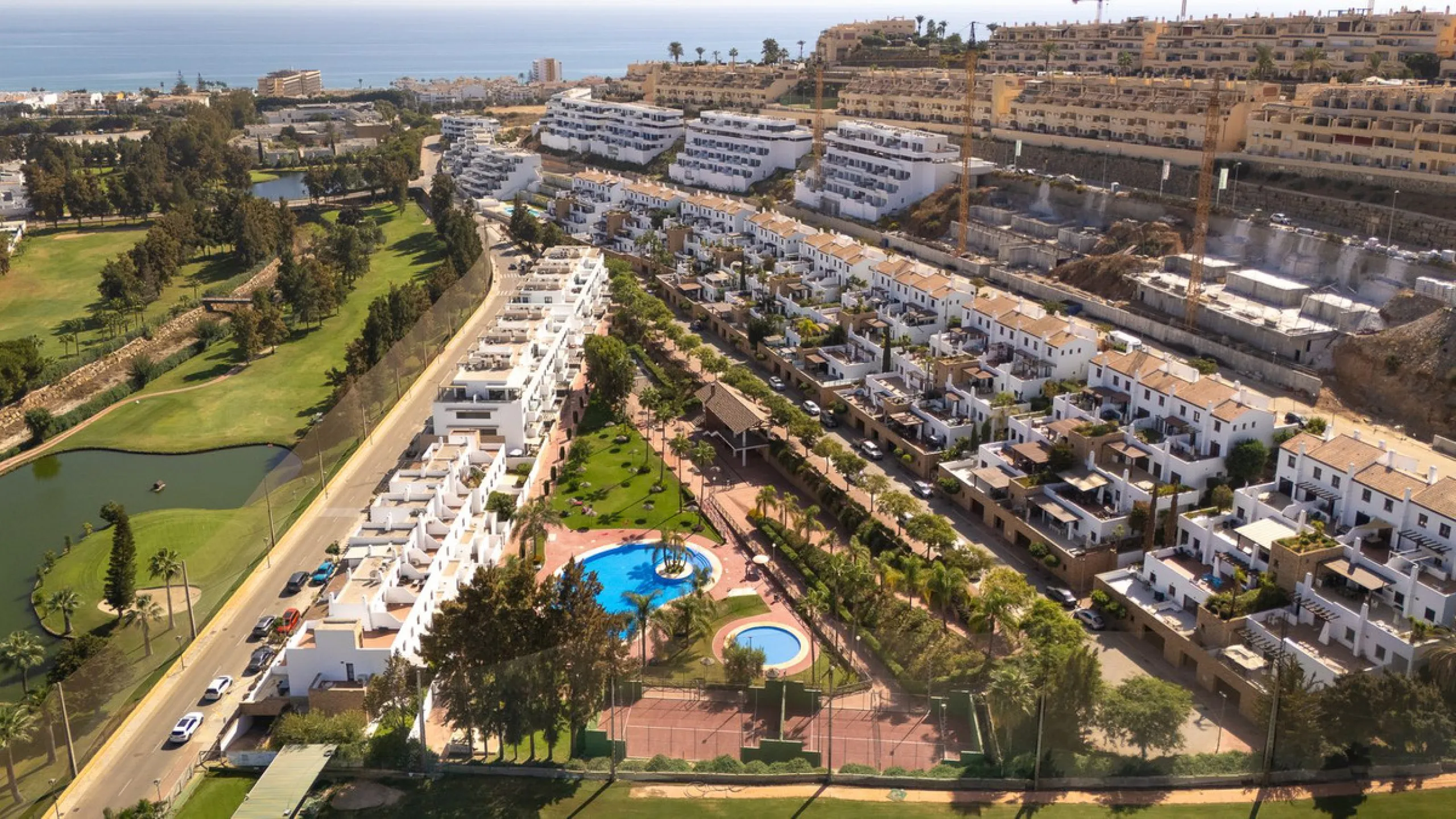 Penthouse Apartment with 3 Bedrooms and Fantastic Views – Navigolf Phase 4