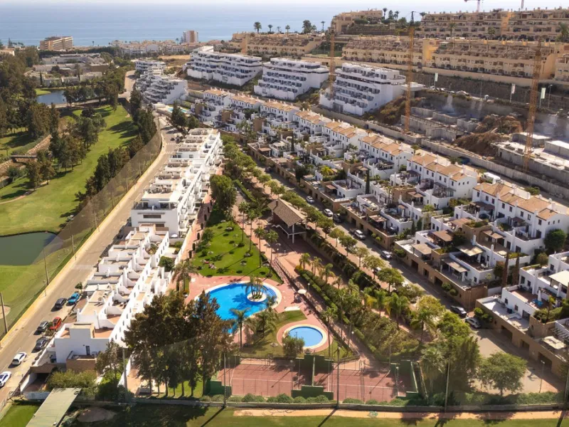 Penthouse Apartment with 3 Bedrooms and Fantastic Views – Navigolf Phase 4