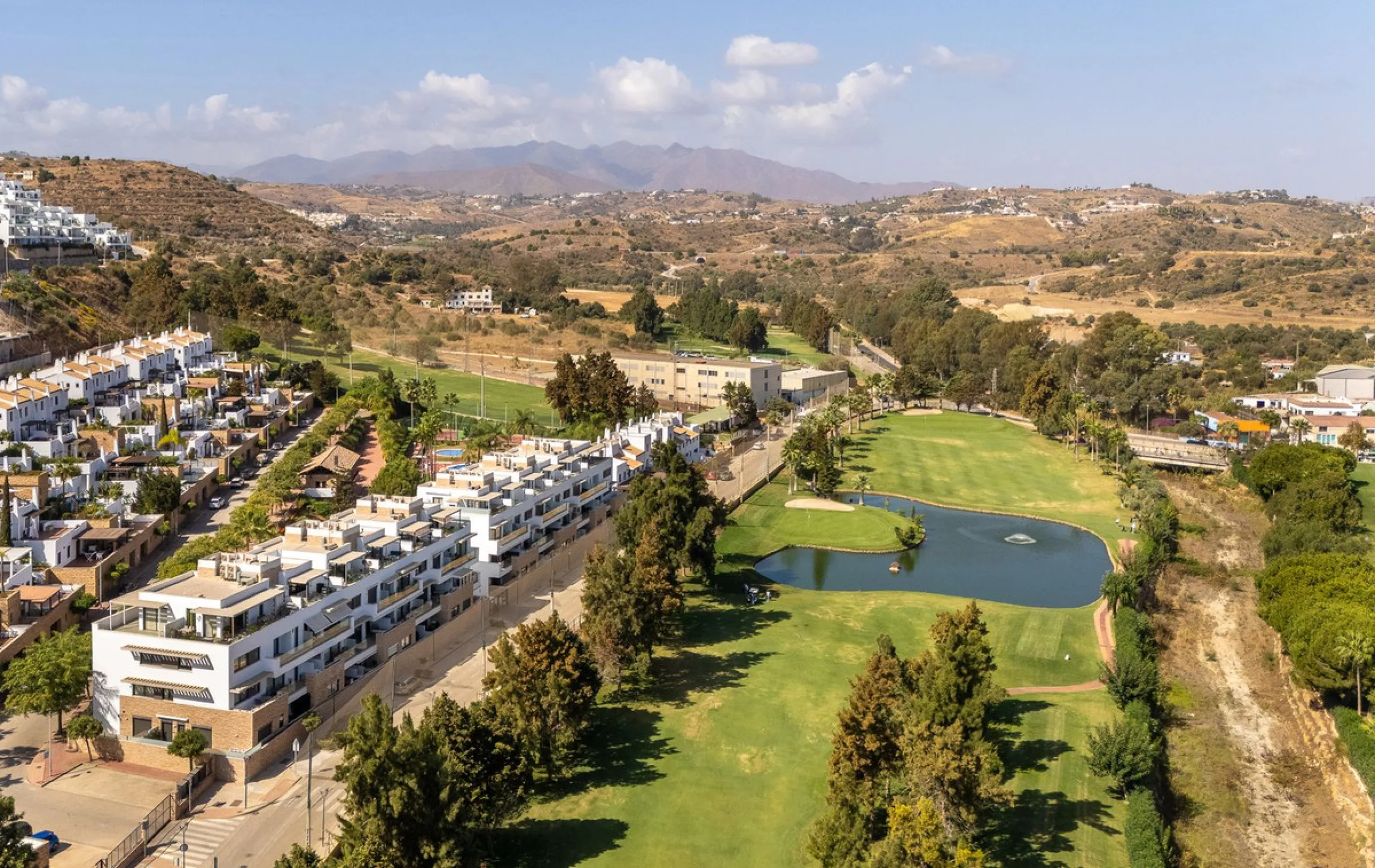 Penthouse Apartment with 3 Bedrooms and Fantastic Views – Navigolf Phase 4