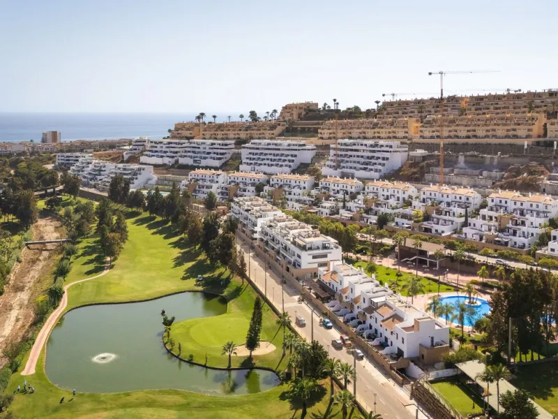 Penthouse Apartment with 3 Bedrooms and Fantastic Views – Navigolf Phase 4