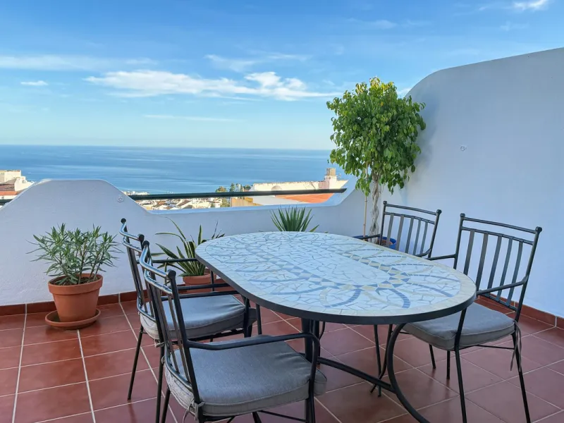 Apartment - Penthouse в продаже в Benalmadena, Málaga. В доме 3 спален и 2 ванных комнат. Площадь дома 141 м²
