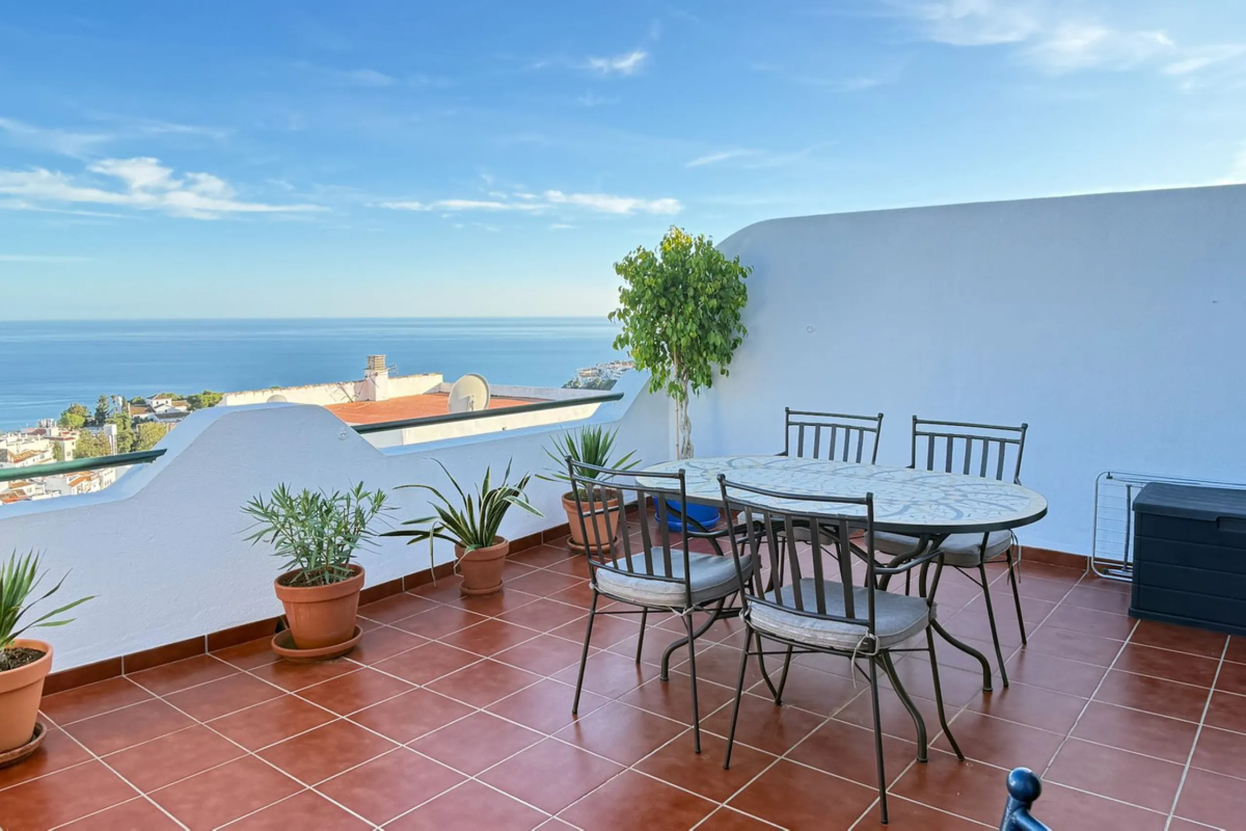 Apartment - Penthouse в продаже в Benalmadena, Málaga. В доме 3 спален и 2 ванных комнат. Площадь дома 141 м²