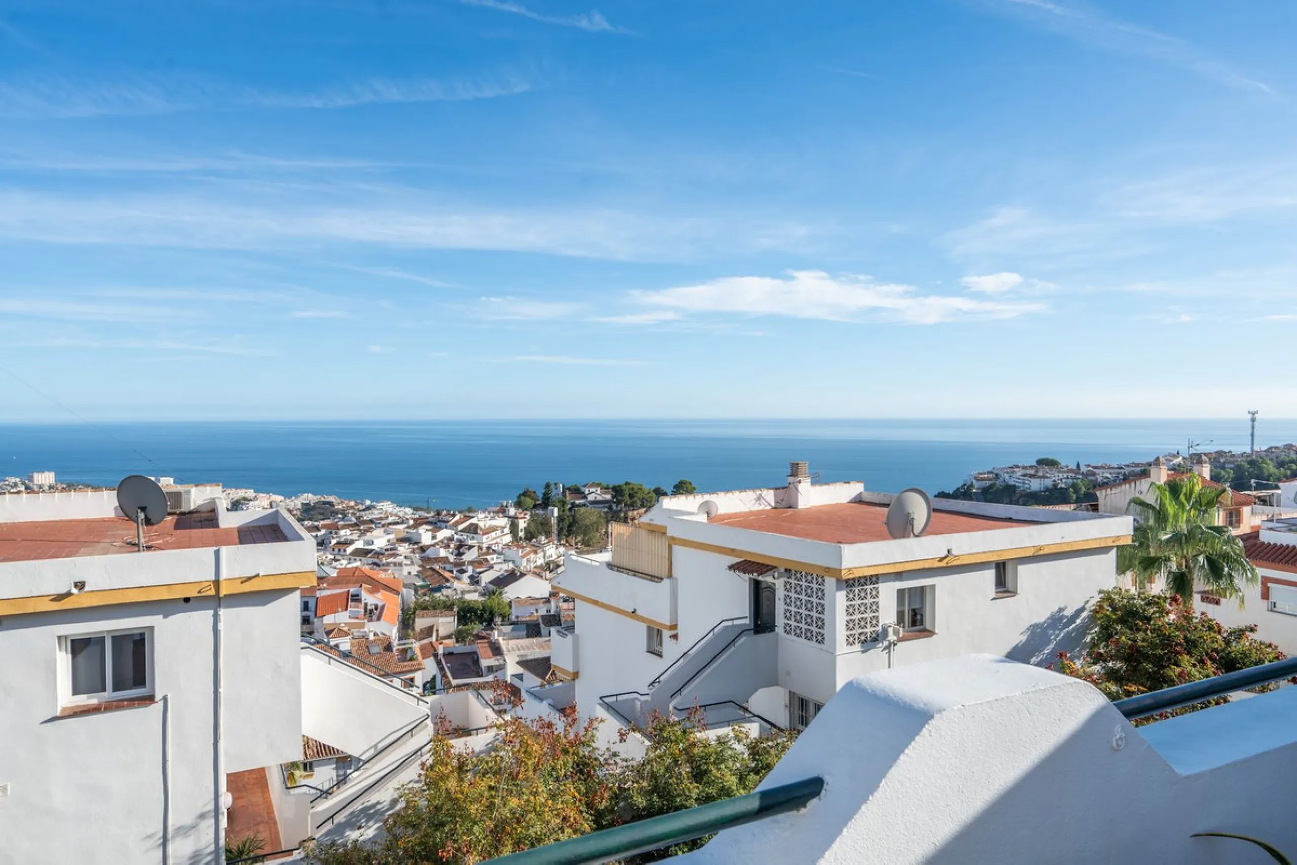 Apartment - Penthouse в продаже в Benalmadena, Málaga. В доме 3 спален и 2 ванных комнат. Площадь дома 141 м²
