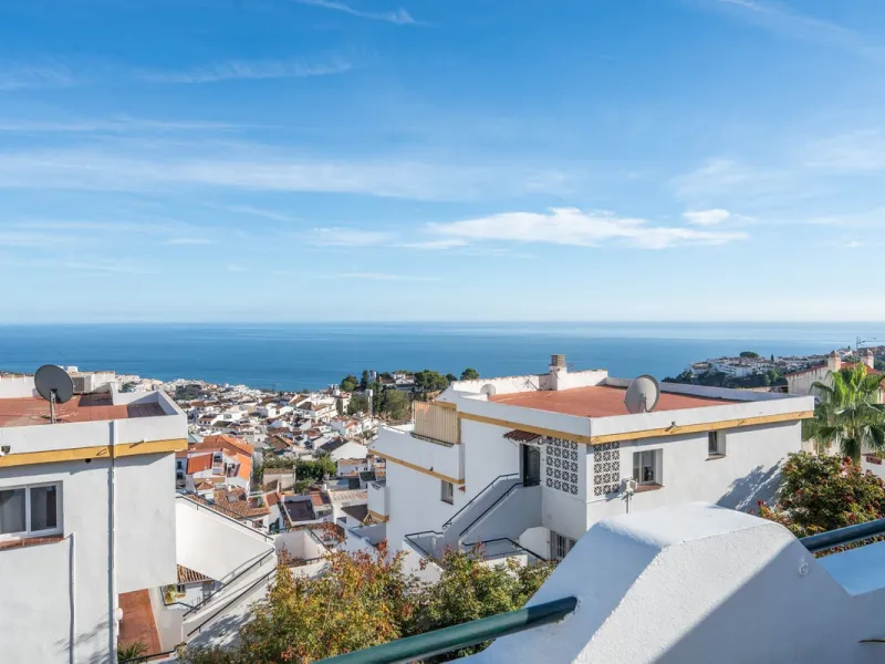 Apartment - Penthouse в продаже в Benalmadena, Málaga. В доме 3 спален и 2 ванных комнат. Площадь дома 141 м²