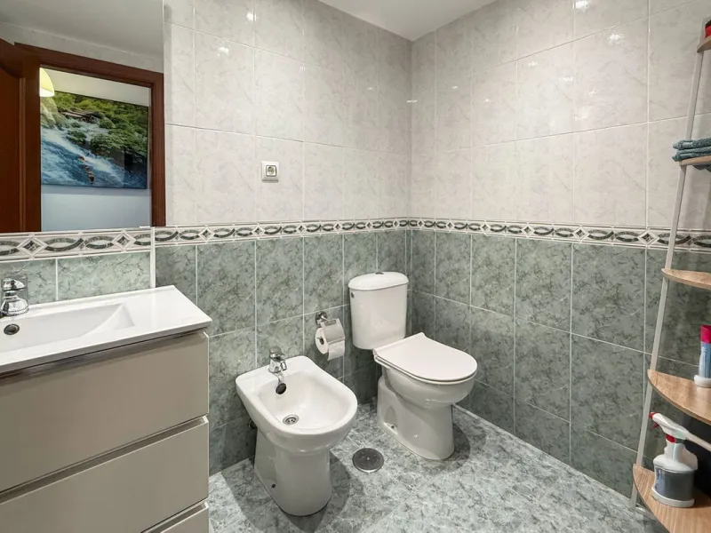 Apartment - Penthouse в продаже в Benalmadena, Málaga. В доме 3 спален и 2 ванных комнат. Площадь дома 141 м²