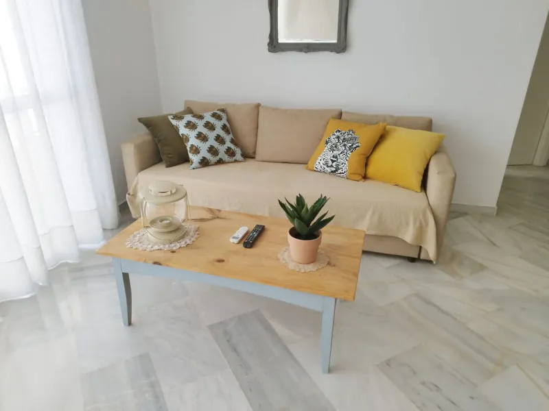Apartment - Middle Floor Apartment в продаже в Mijas, Málaga. В доме 2 спален и 2 ванных комнат. Площадь дома 130 м²