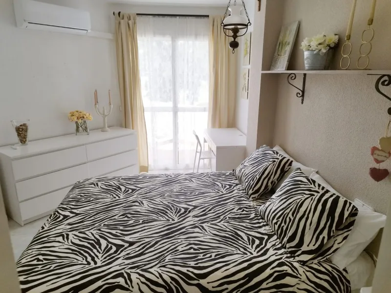 Apartment - Middle Floor Apartment в продаже в Mijas, Málaga. В доме 2 спален и 2 ванных комнат. Площадь дома 130 м²