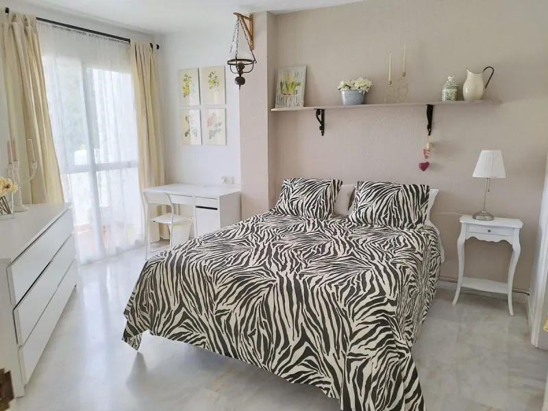 Apartment - Middle Floor Apartment в продаже в Mijas, Málaga. В доме 2 спален и 2 ванных комнат. Площадь дома 130 м²