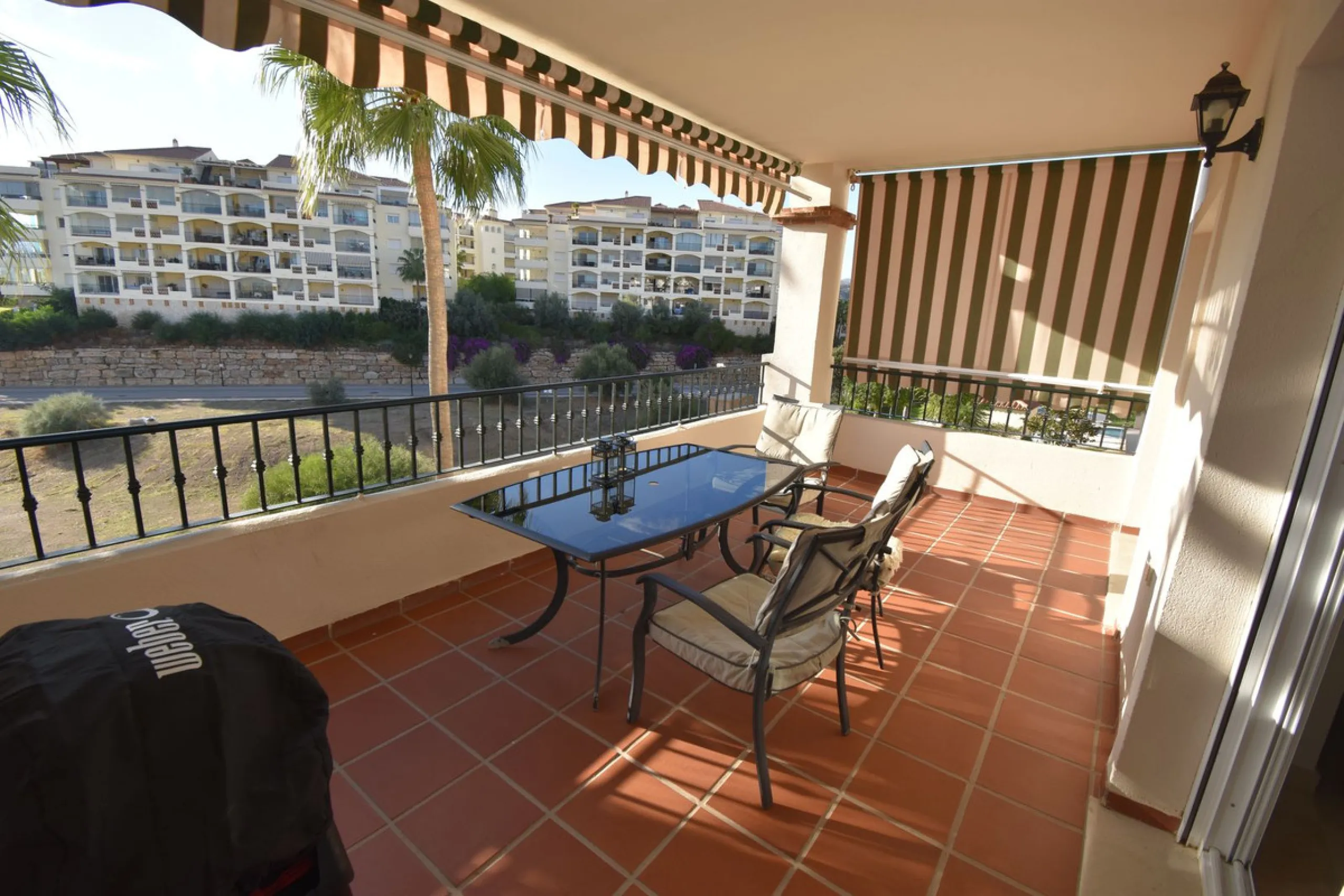 Beautiful 2-Bedroom Apartment in La Cala Hills – Costa del Sol