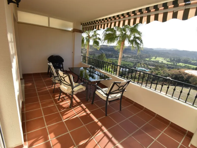 Beautiful 2-Bedroom Apartment in La Cala Hills – Costa del Sol