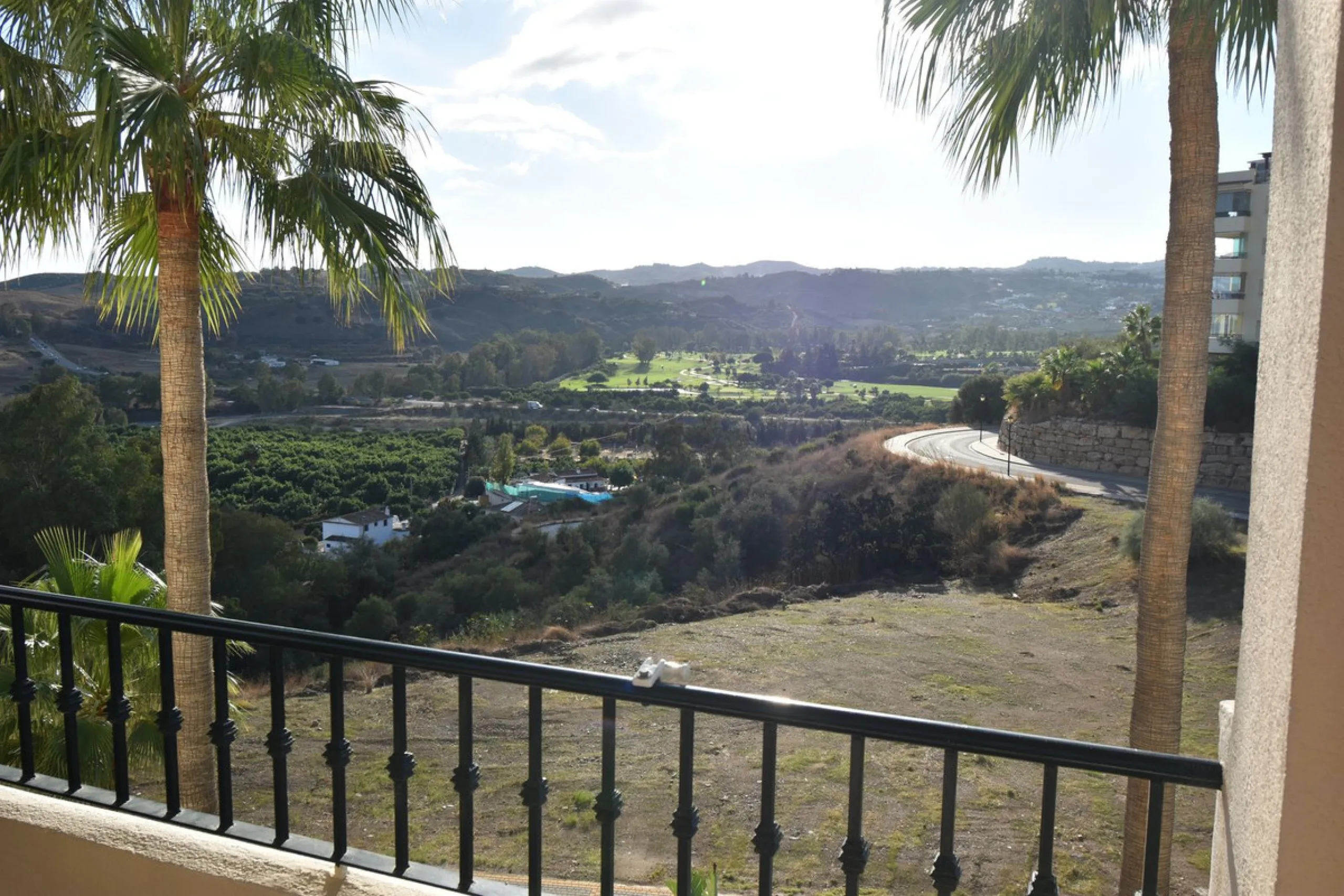 Beautiful 2-Bedroom Apartment in La Cala Hills – Costa del Sol