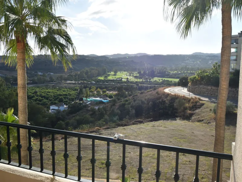 Beautiful 2-Bedroom Apartment in La Cala Hills – Costa del Sol