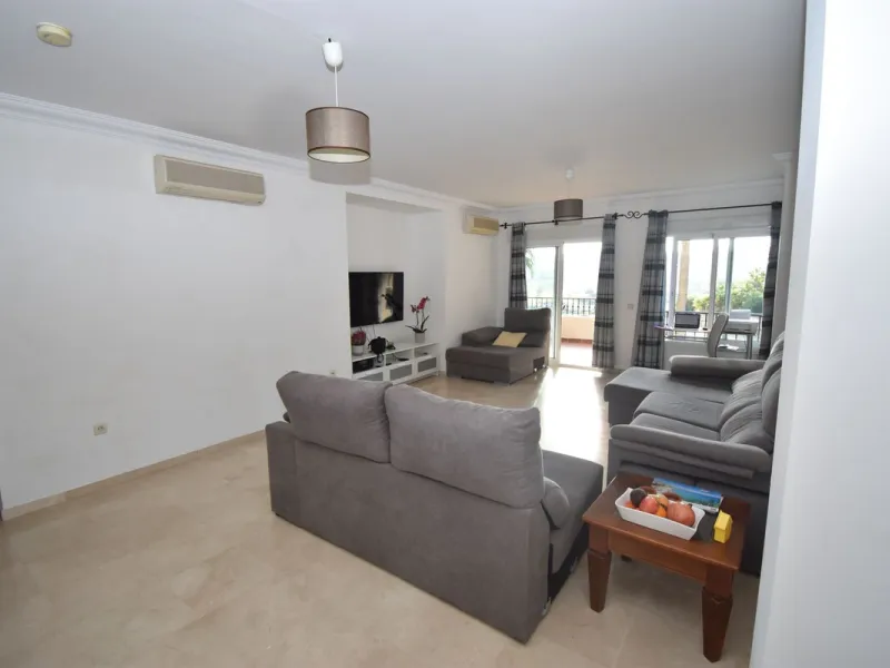 Beautiful 2-Bedroom Apartment in La Cala Hills – Costa del Sol