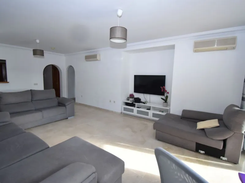 Beautiful 2-Bedroom Apartment in La Cala Hills – Costa del Sol