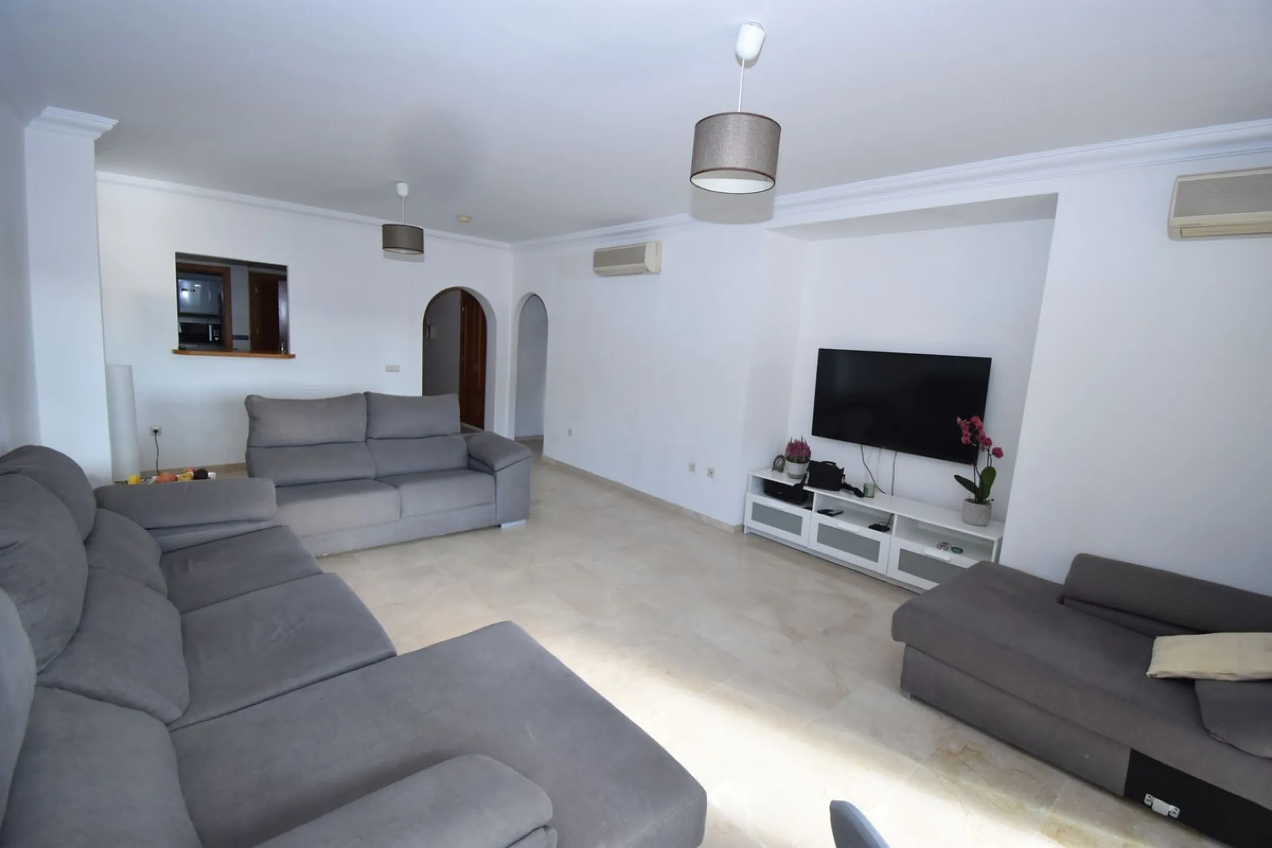 Beautiful 2-Bedroom Apartment in La Cala Hills – Costa del Sol