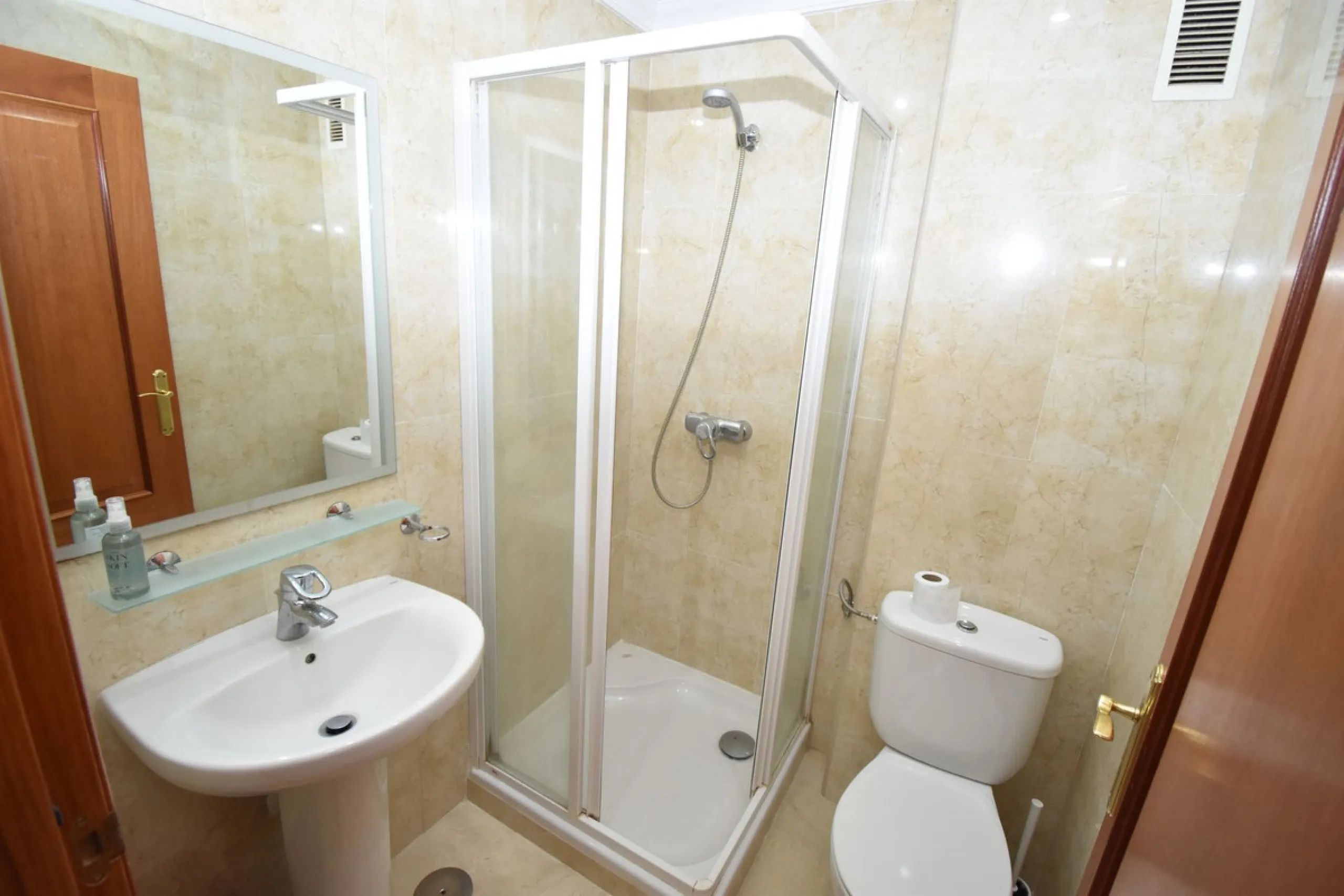 Beautiful 2-Bedroom Apartment in La Cala Hills – Costa del Sol