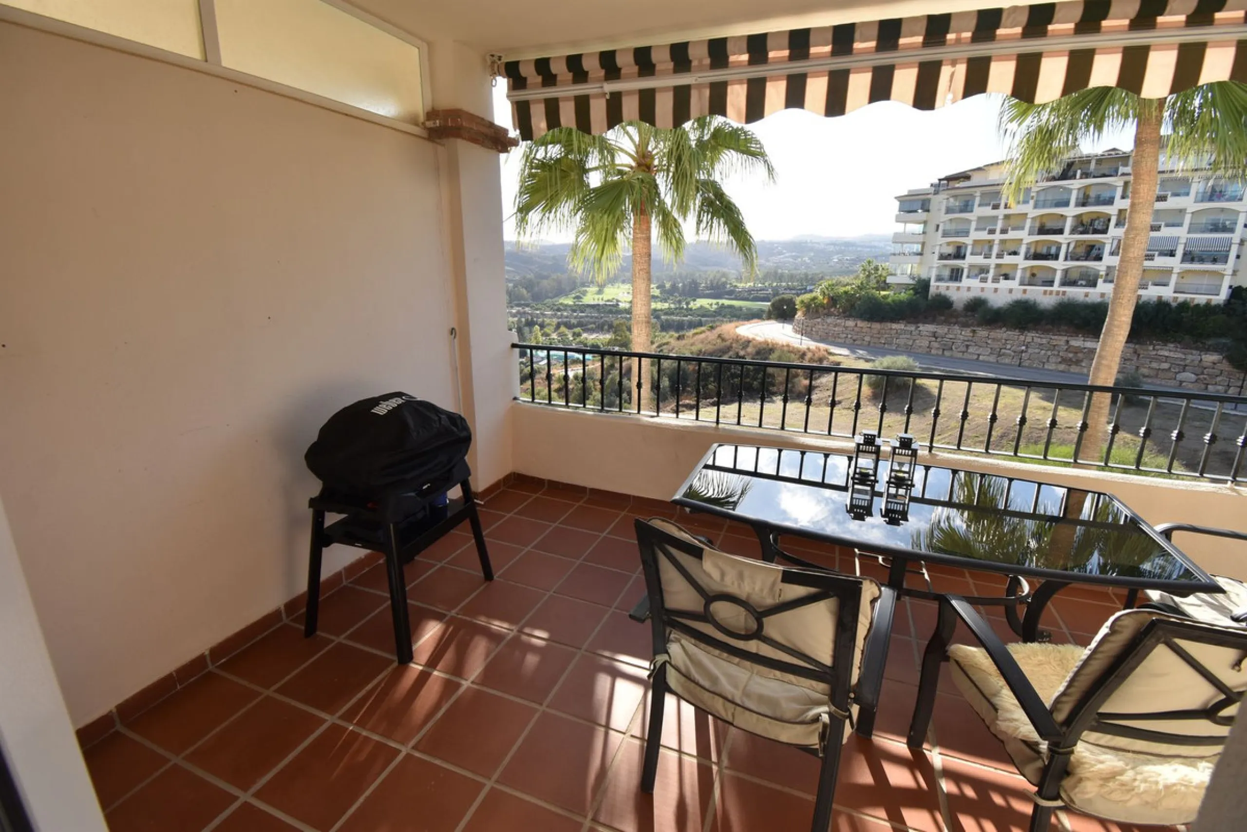 Beautiful 2-Bedroom Apartment in La Cala Hills – Costa del Sol