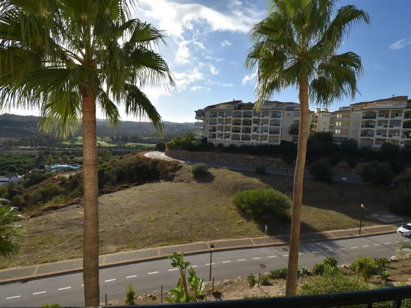 Beautiful 2-Bedroom Apartment in La Cala Hills – Costa del Sol