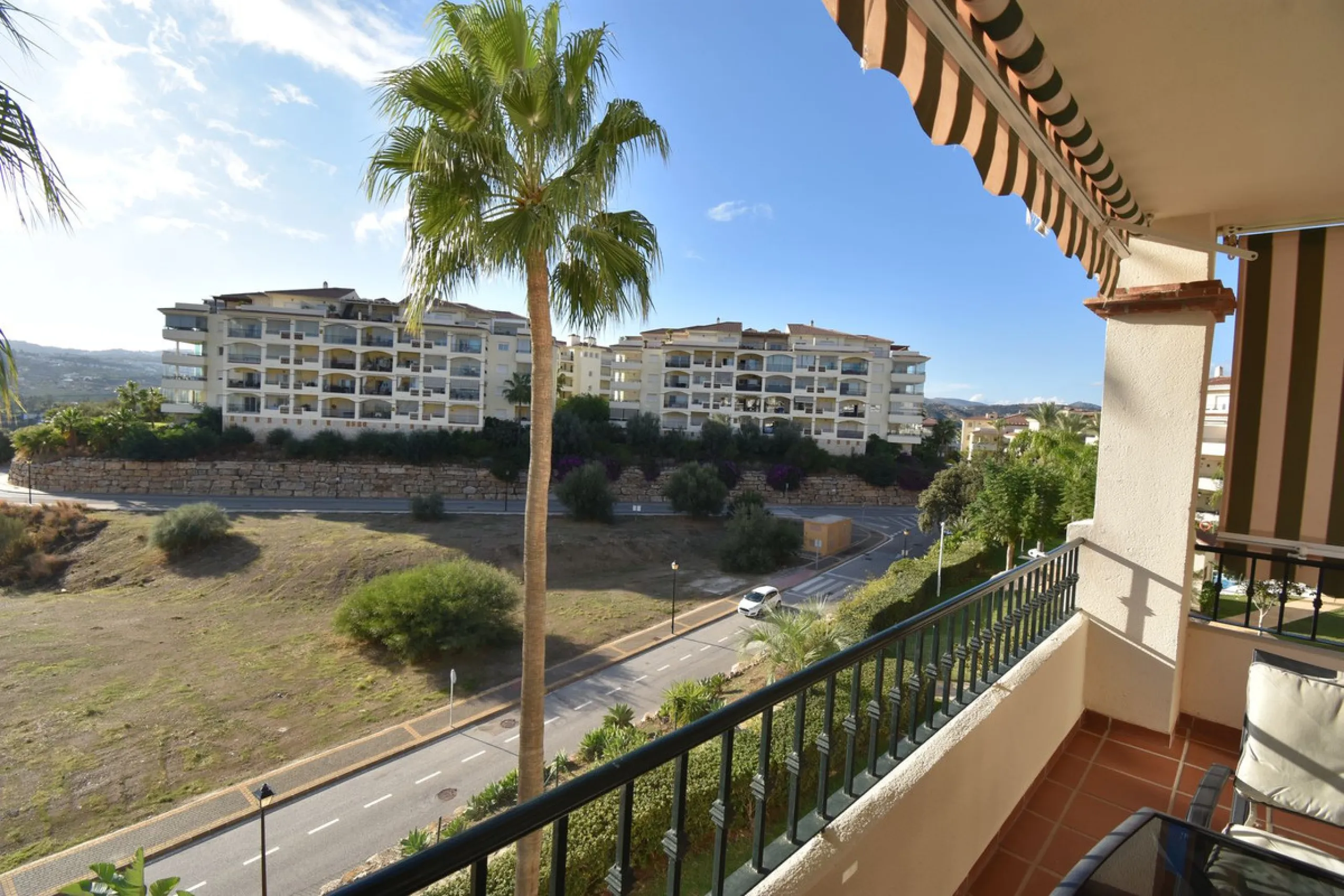 Beautiful 2-Bedroom Apartment in La Cala Hills – Costa del Sol