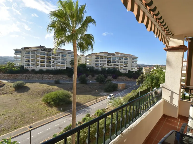 Beautiful 2-Bedroom Apartment in La Cala Hills – Costa del Sol