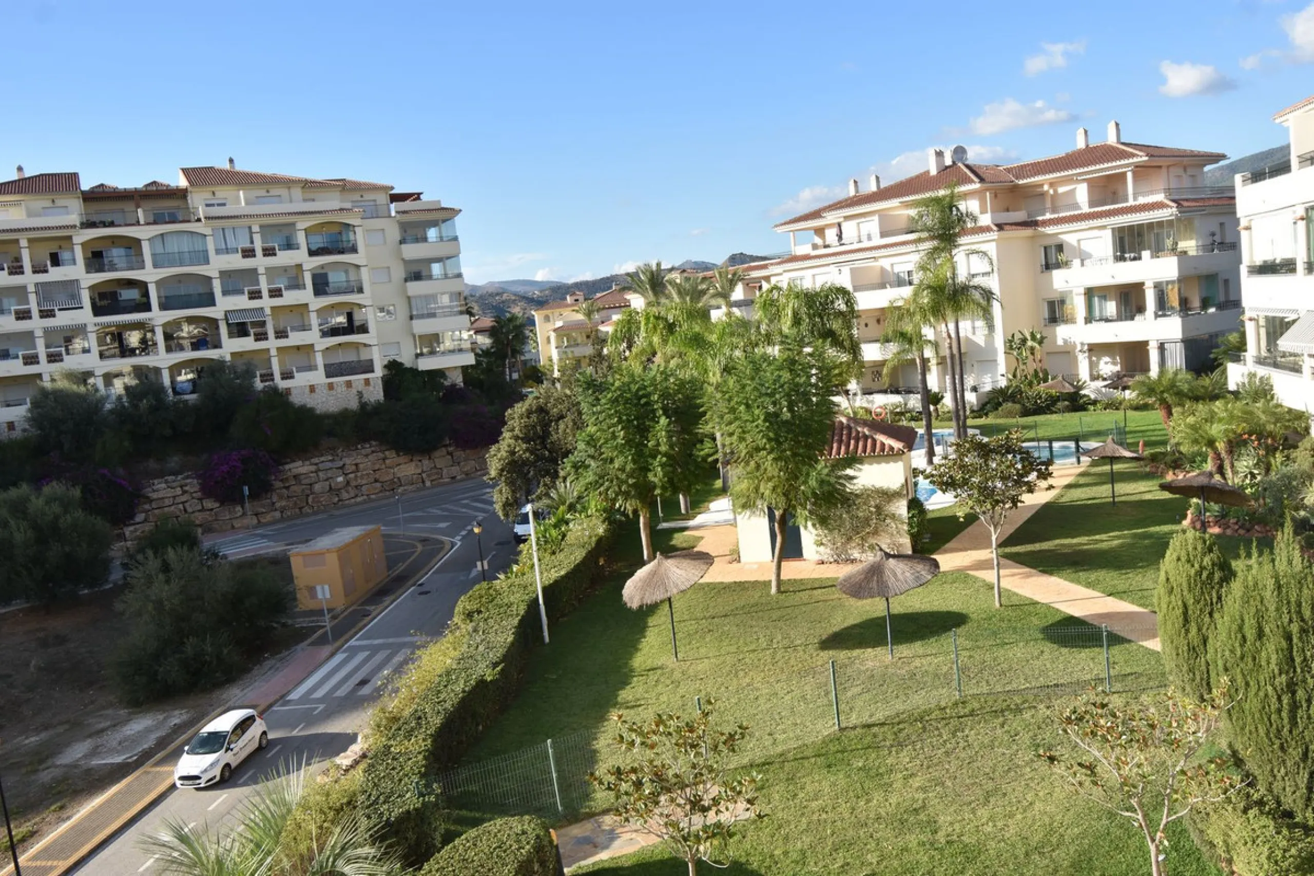 Beautiful 2-Bedroom Apartment in La Cala Hills – Costa del Sol