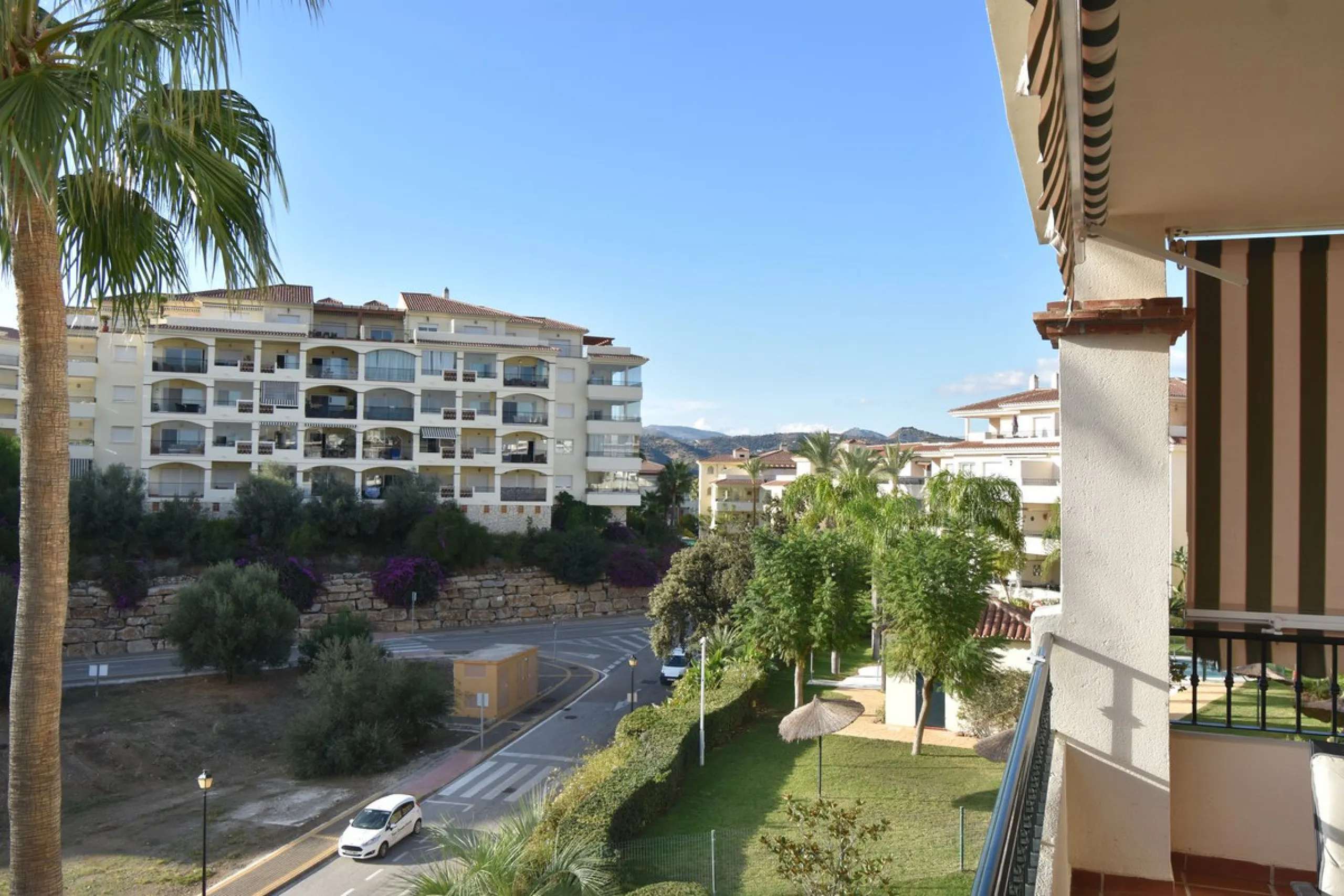 Beautiful 2-Bedroom Apartment in La Cala Hills – Costa del Sol