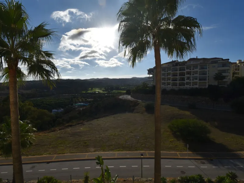 Beautiful 2-Bedroom Apartment in La Cala Hills – Costa del Sol