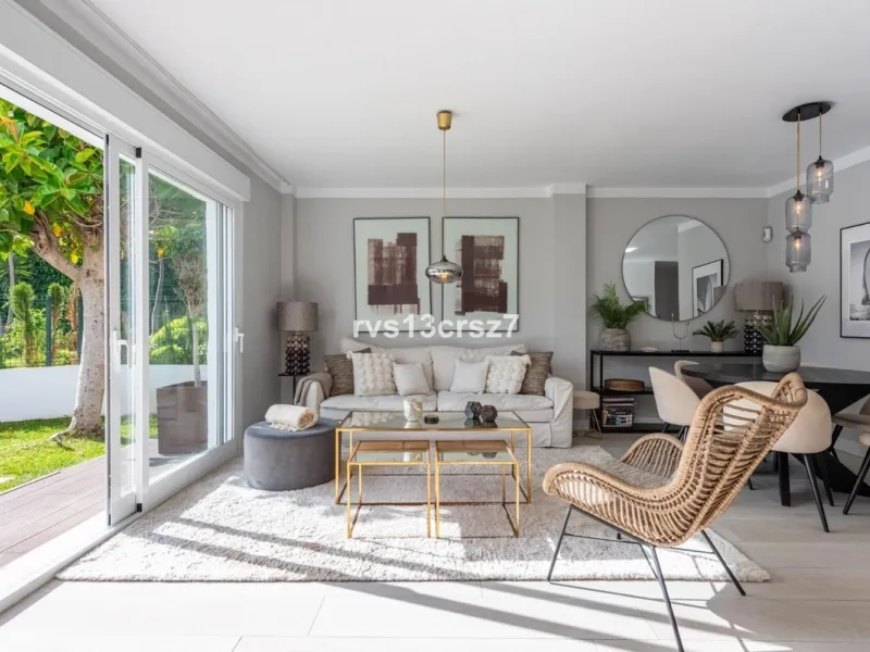 Apartment - Ground Floor Apartment в продаже в Marbella, Málaga. В доме 4 спален и 2 ванных комнат. Площадь дома 112 м²
