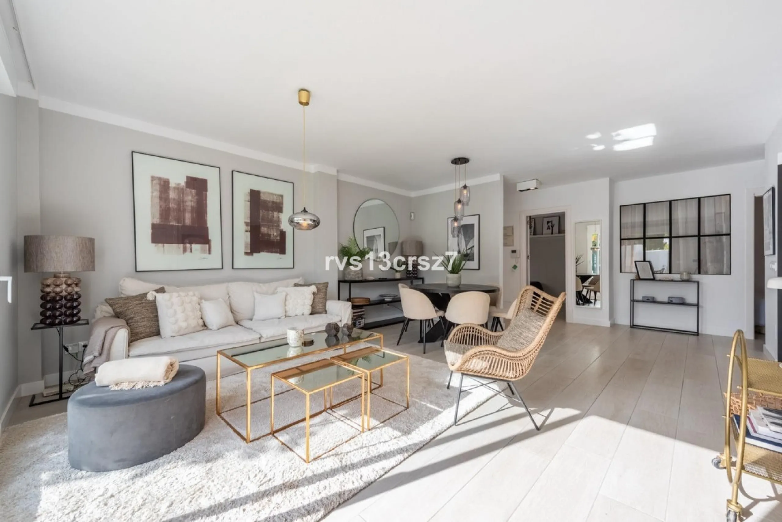 Apartment - Ground Floor Apartment в продаже в Marbella, Málaga. В доме 4 спален и 2 ванных комнат. Площадь дома 112 м²