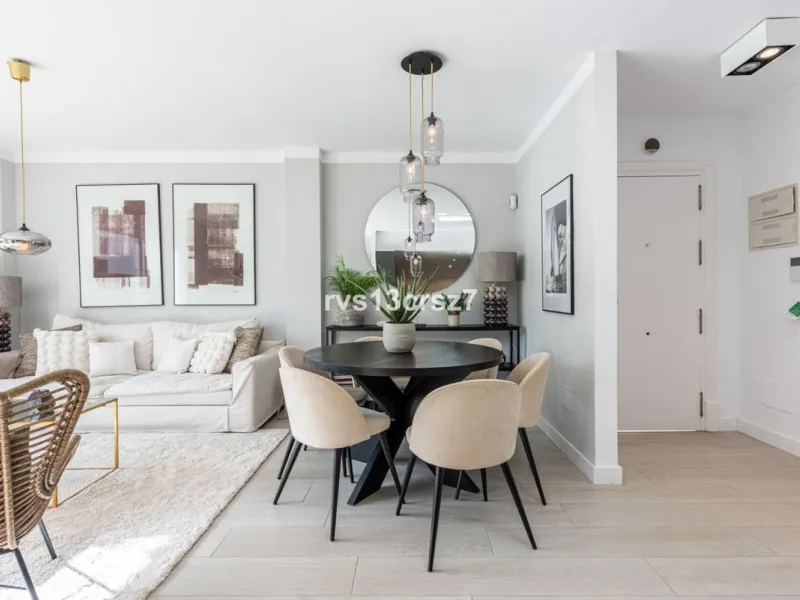 Apartment - Ground Floor Apartment в продаже в Marbella, Málaga. В доме 4 спален и 2 ванных комнат. Площадь дома 112 м²