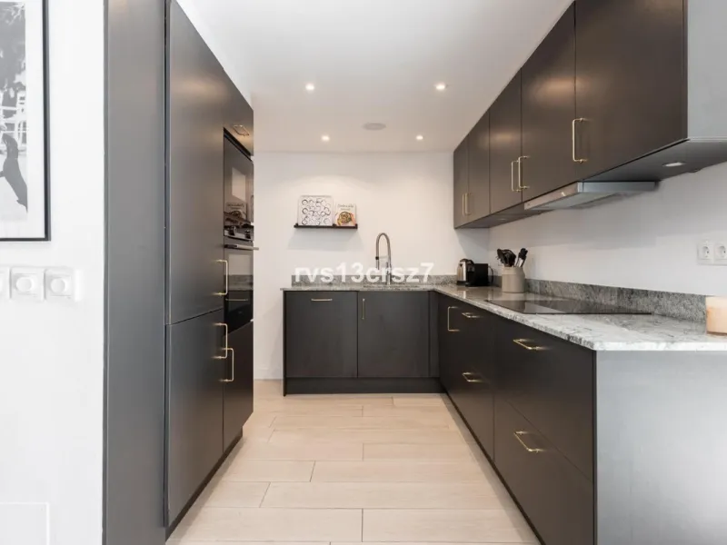 Apartment - Ground Floor Apartment в продаже в Marbella, Málaga. В доме 4 спален и 2 ванных комнат. Площадь дома 112 м²