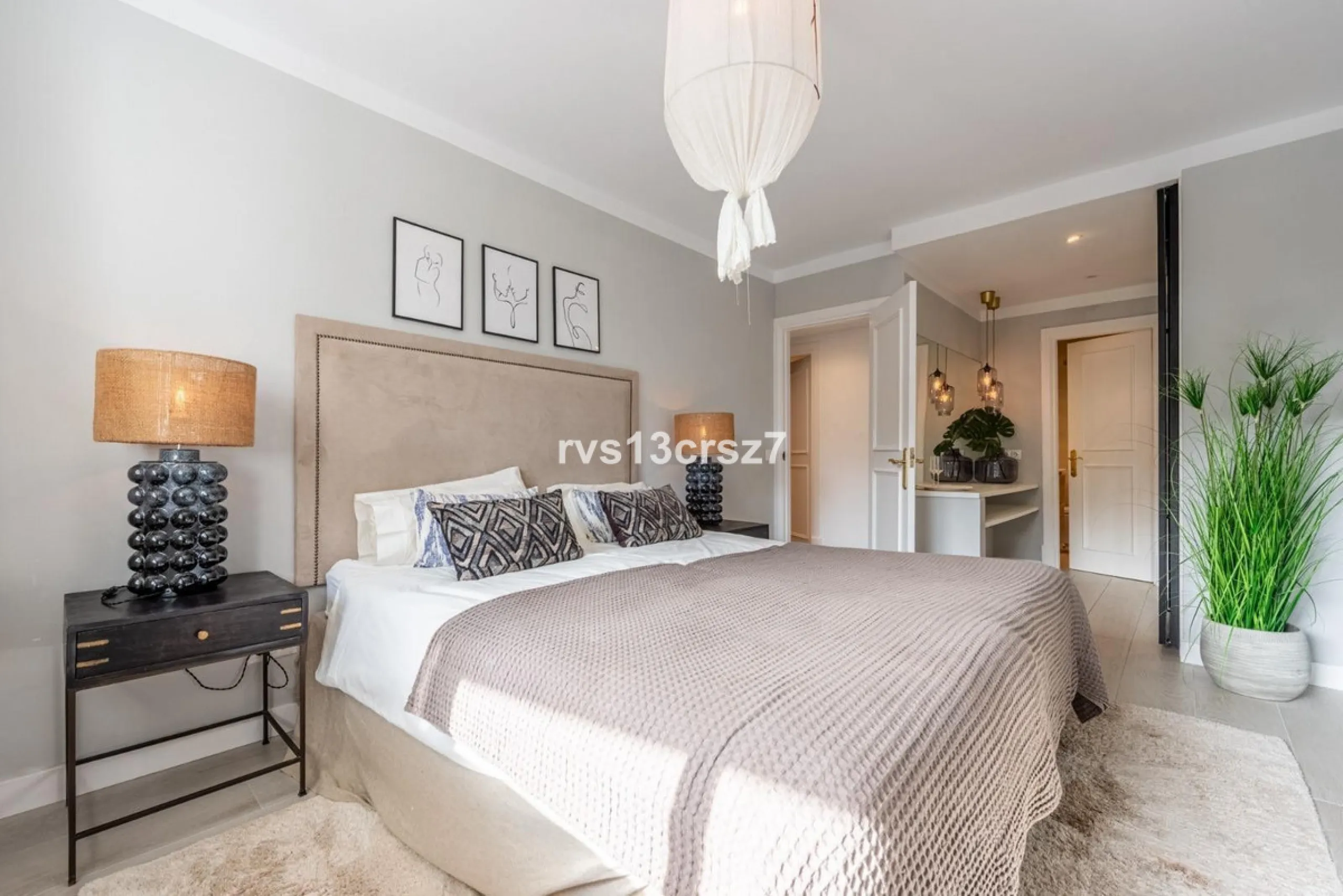 Apartment - Ground Floor Apartment в продаже в Marbella, Málaga. В доме 4 спален и 2 ванных комнат. Площадь дома 112 м²