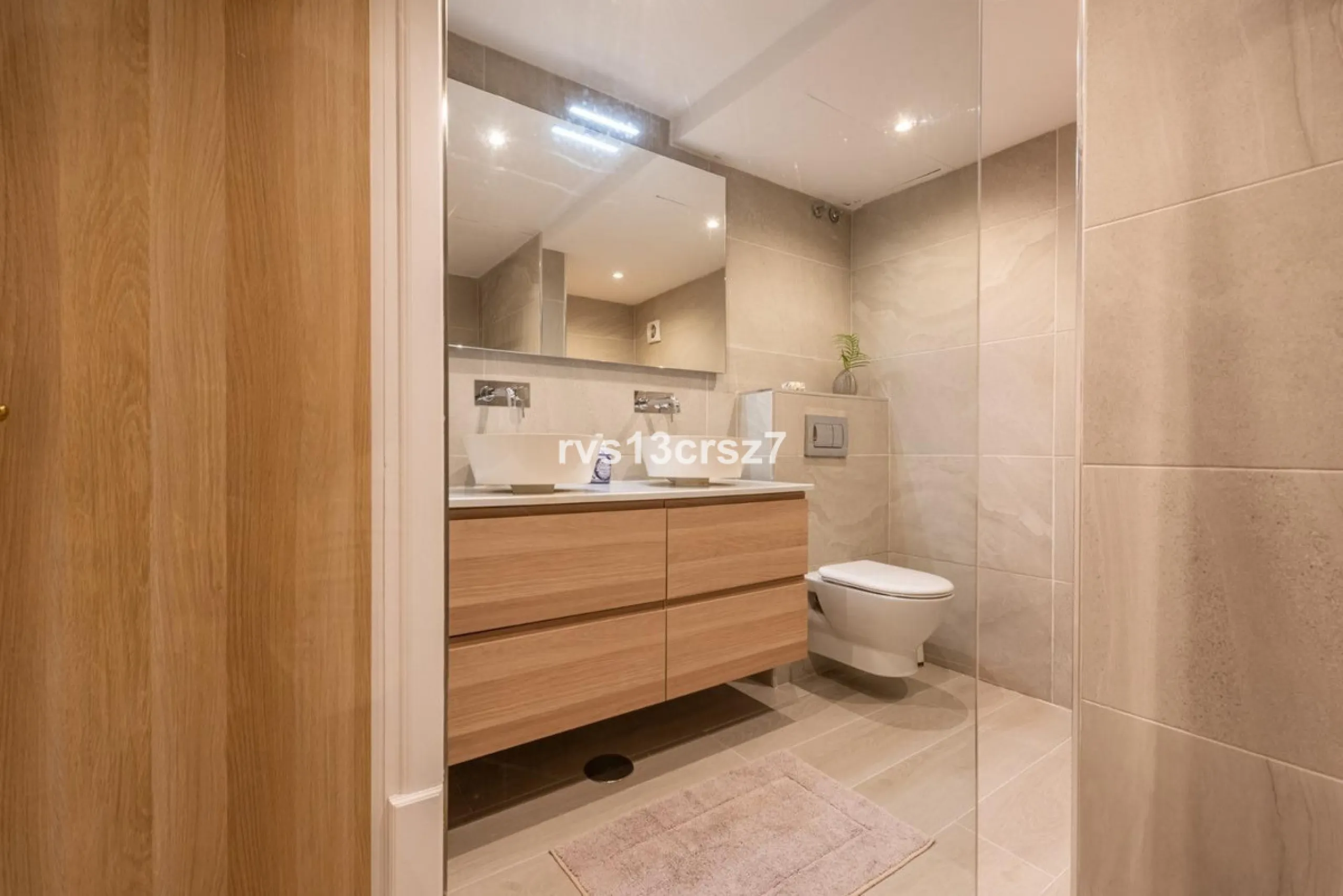 Apartment - Ground Floor Apartment в продаже в Marbella, Málaga. В доме 4 спален и 2 ванных комнат. Площадь дома 112 м²