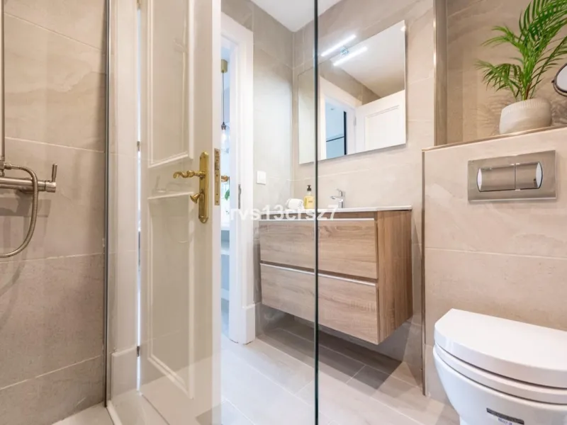 Apartment - Ground Floor Apartment в продаже в Marbella, Málaga. В доме 4 спален и 2 ванных комнат. Площадь дома 112 м²