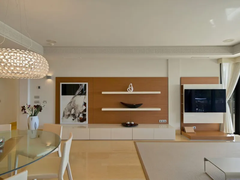 Stunning 3-Bedroom Apartment with Panoramic Views.