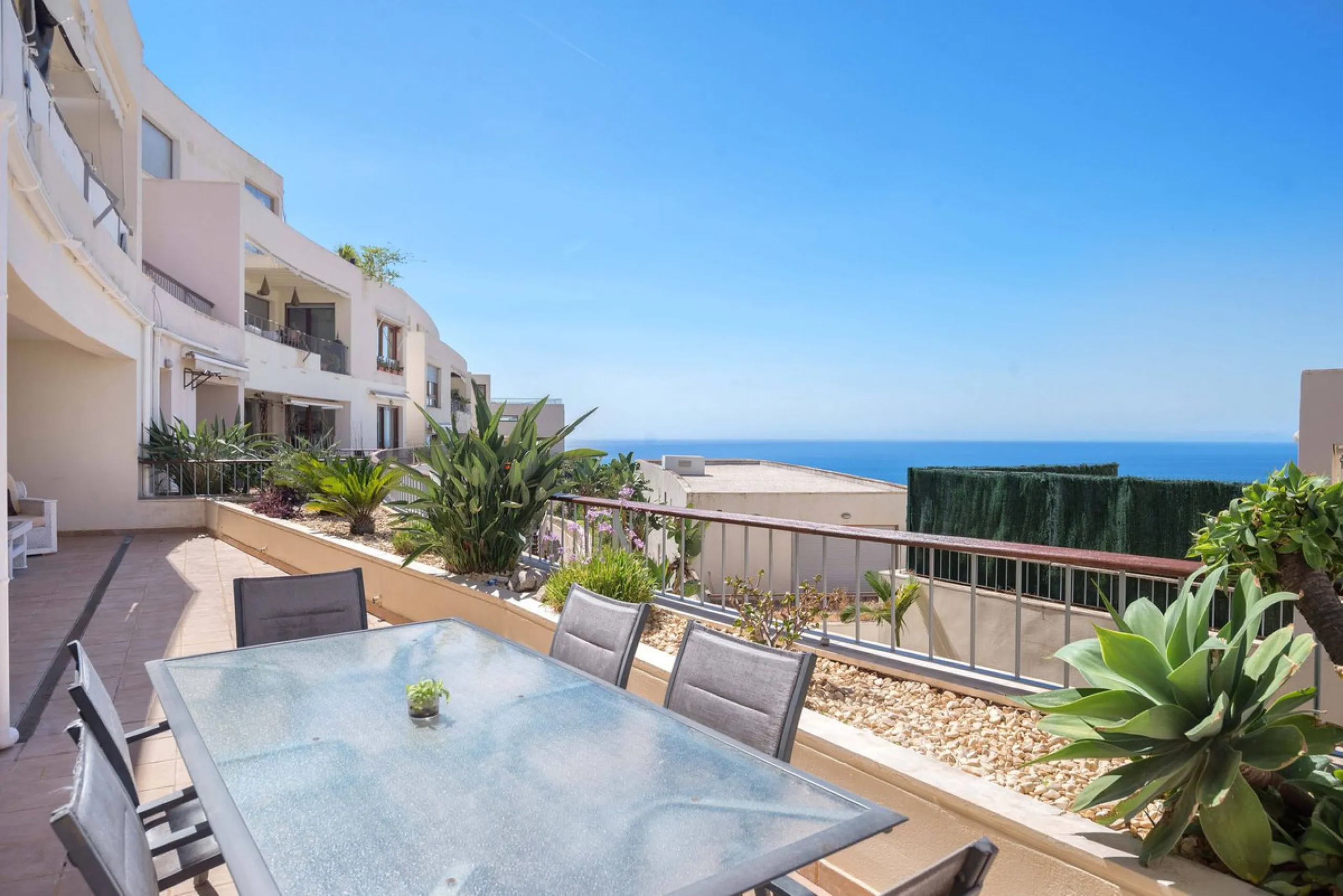 LOMAS DE LOS MONTEROS