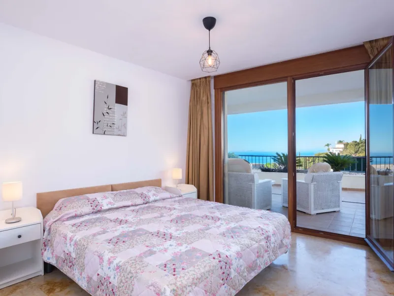 LOMAS DE LOS MONTEROS