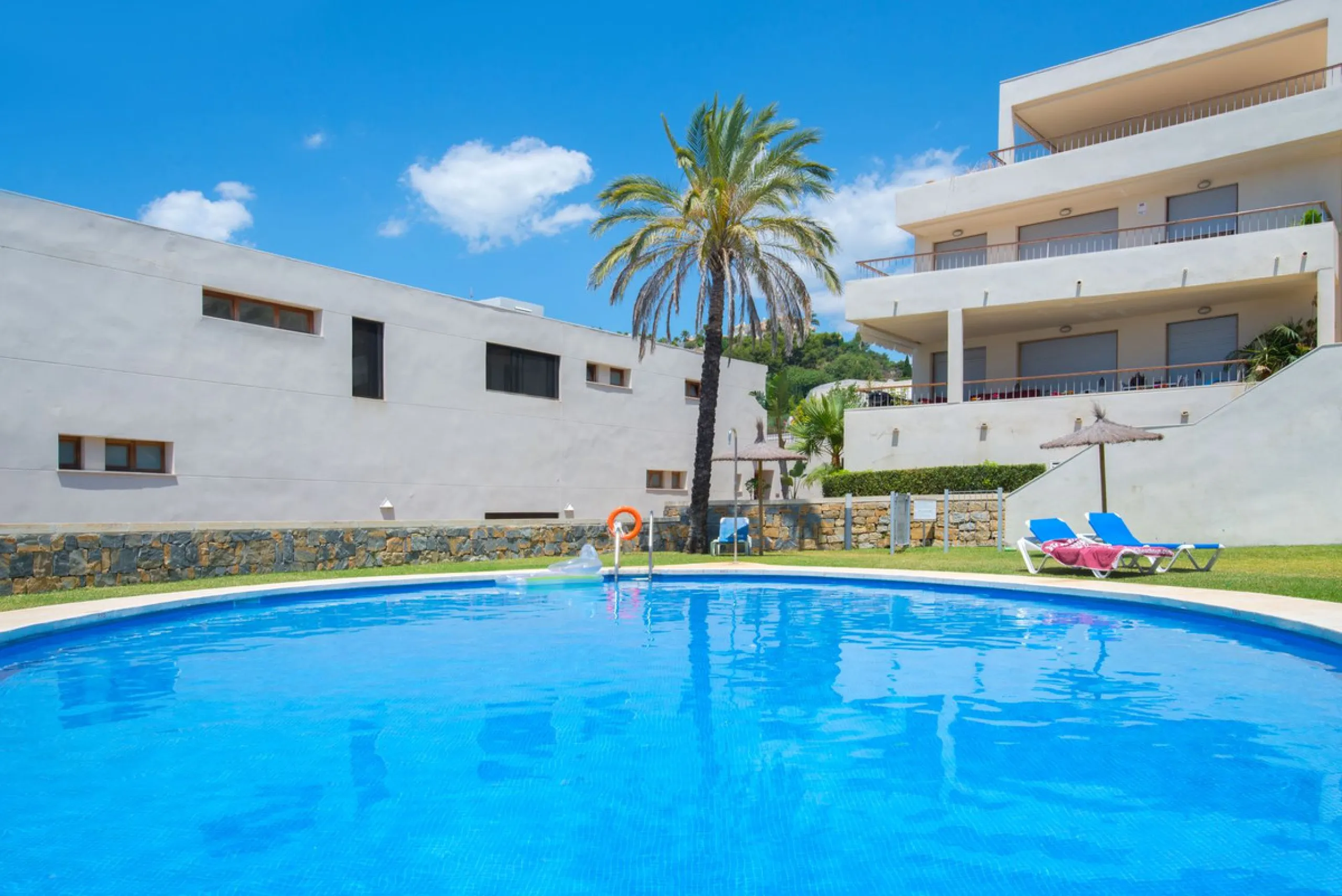 LOMAS DE LOS MONTEROS