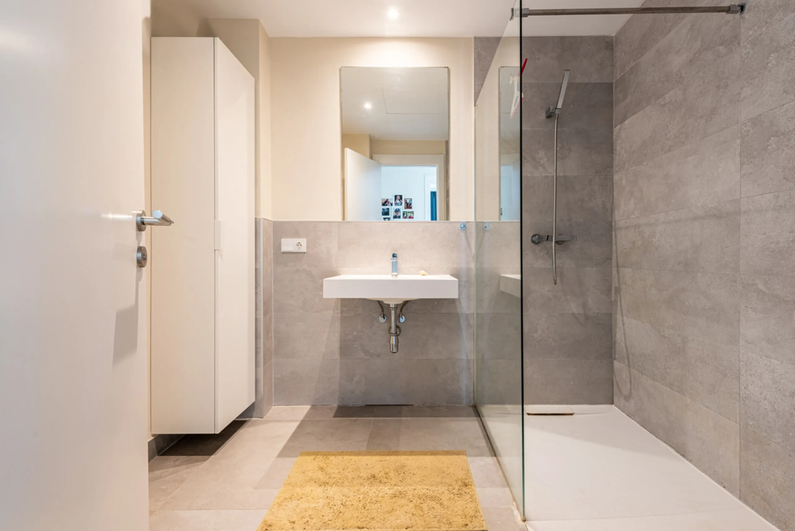 Modern Elegance with Sea and Mountain Views in Fuengirola, (with turist license)