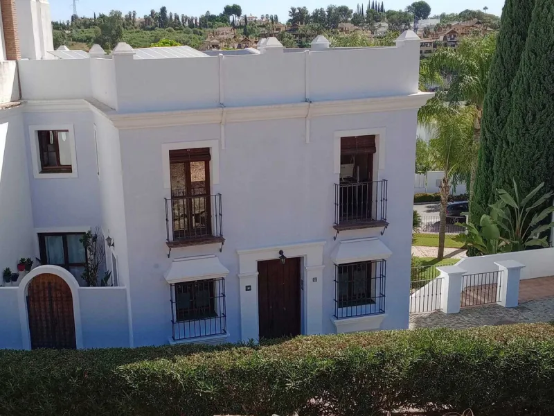 Semi-Detached House, Estepona, Costa del Sol.