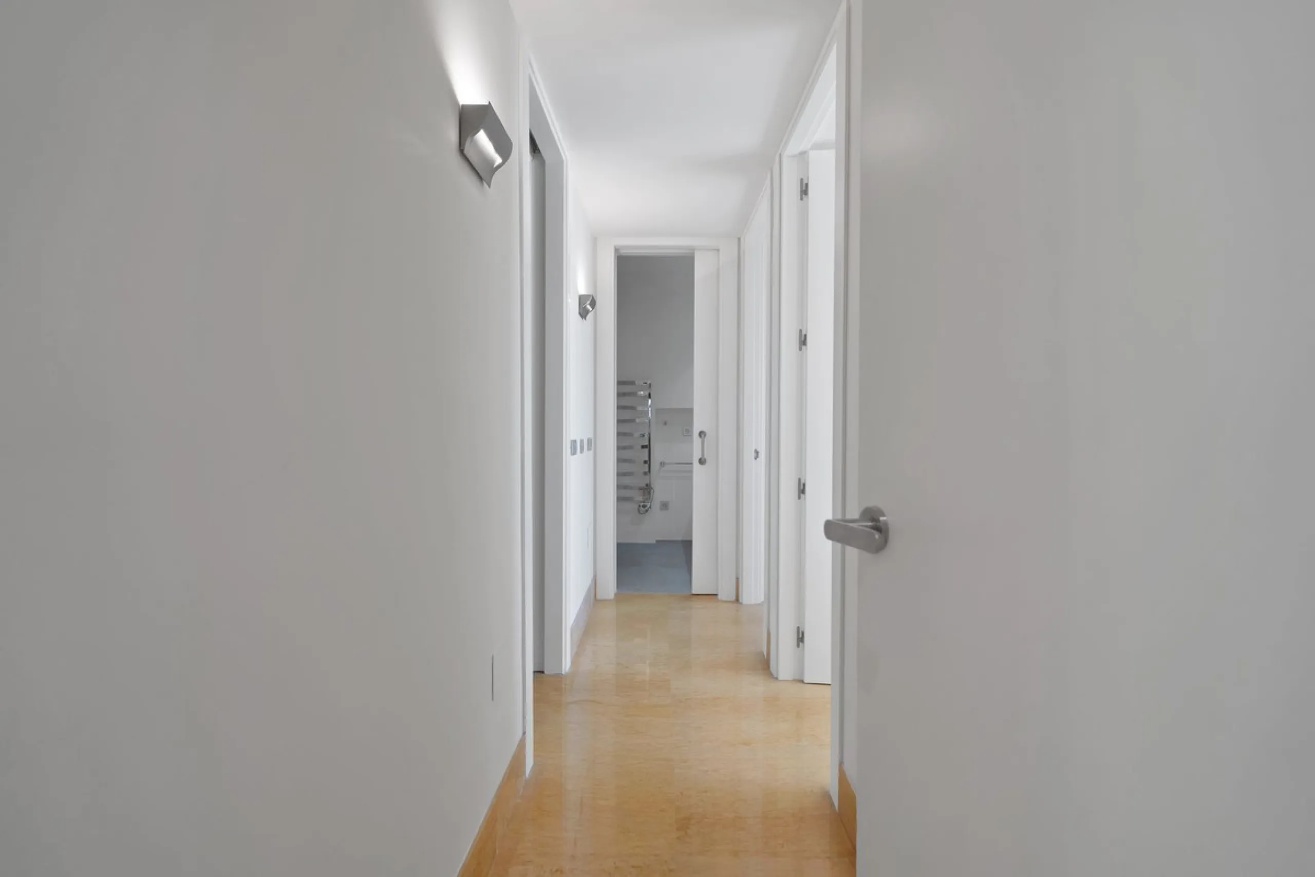 Stunning 3-Bedroom Apartment with Panoramic Views.