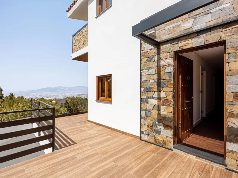 BEST VALUE villa in Malaga East area.
