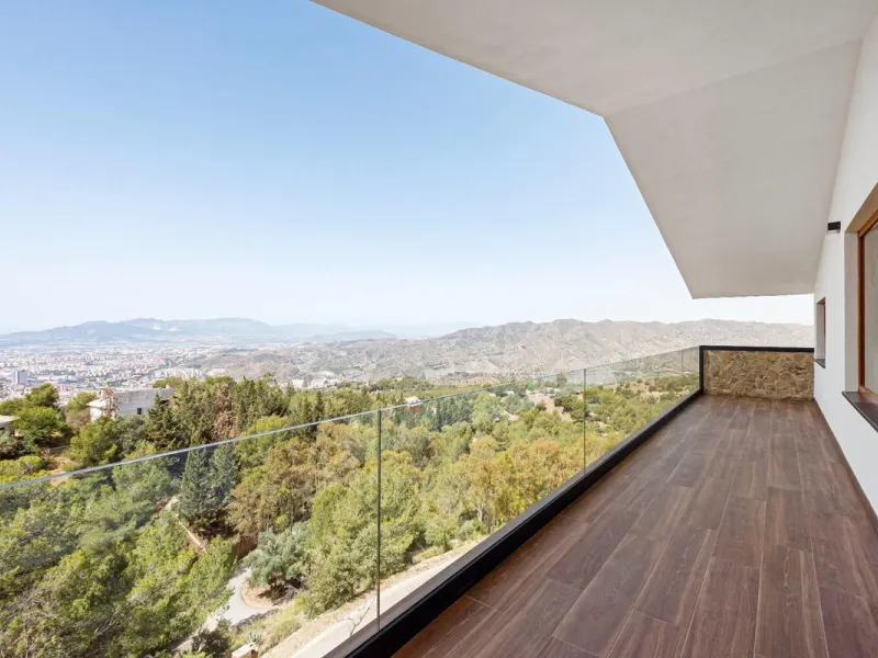 BEST VALUE villa in Malaga East area.