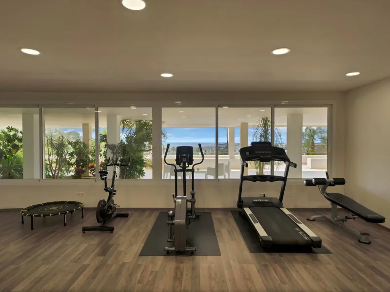 Stunning 3-Bedroom Apartment with Panoramic Views.