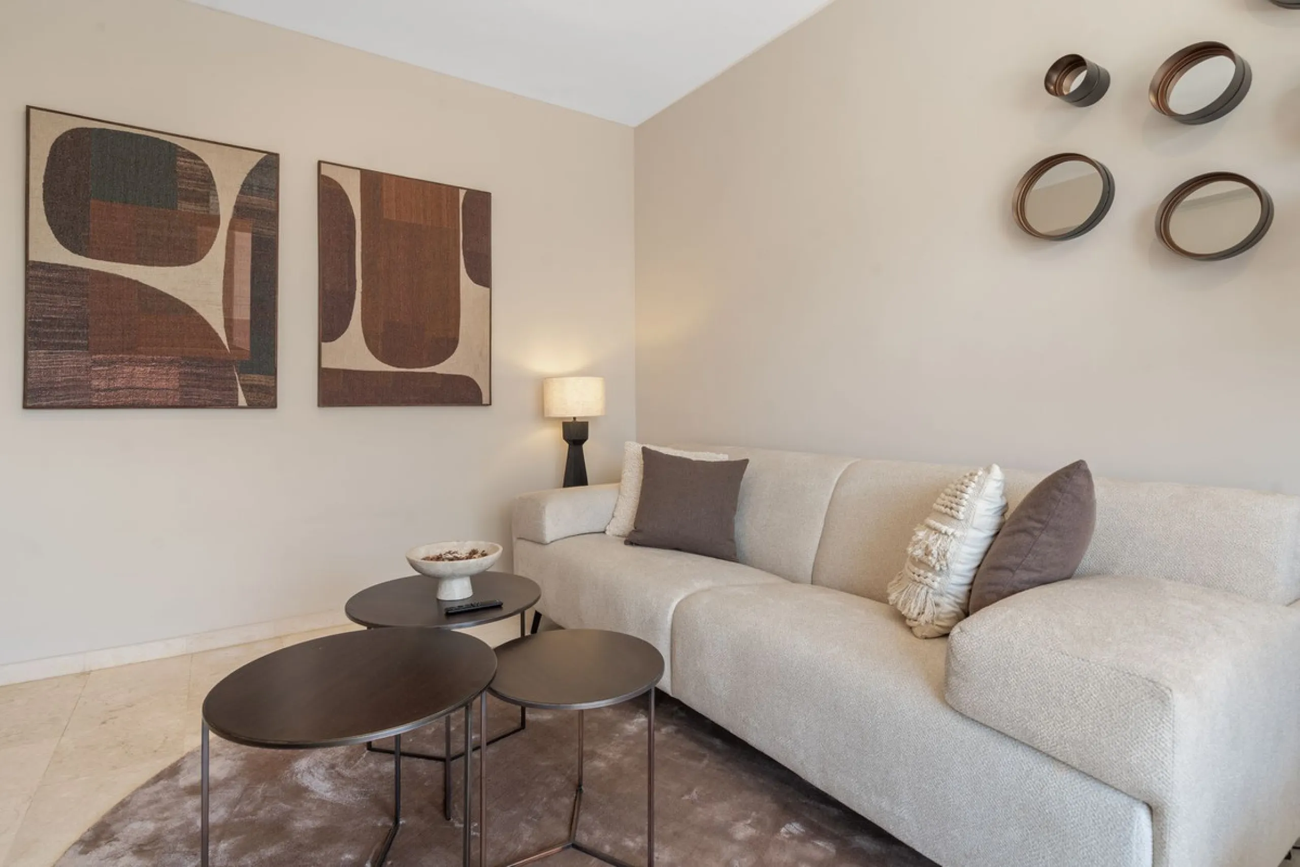 Beautiful 2-bedroom apartment located in the sought-after beachfront urbanisation Costalita del Sol in Estepona.