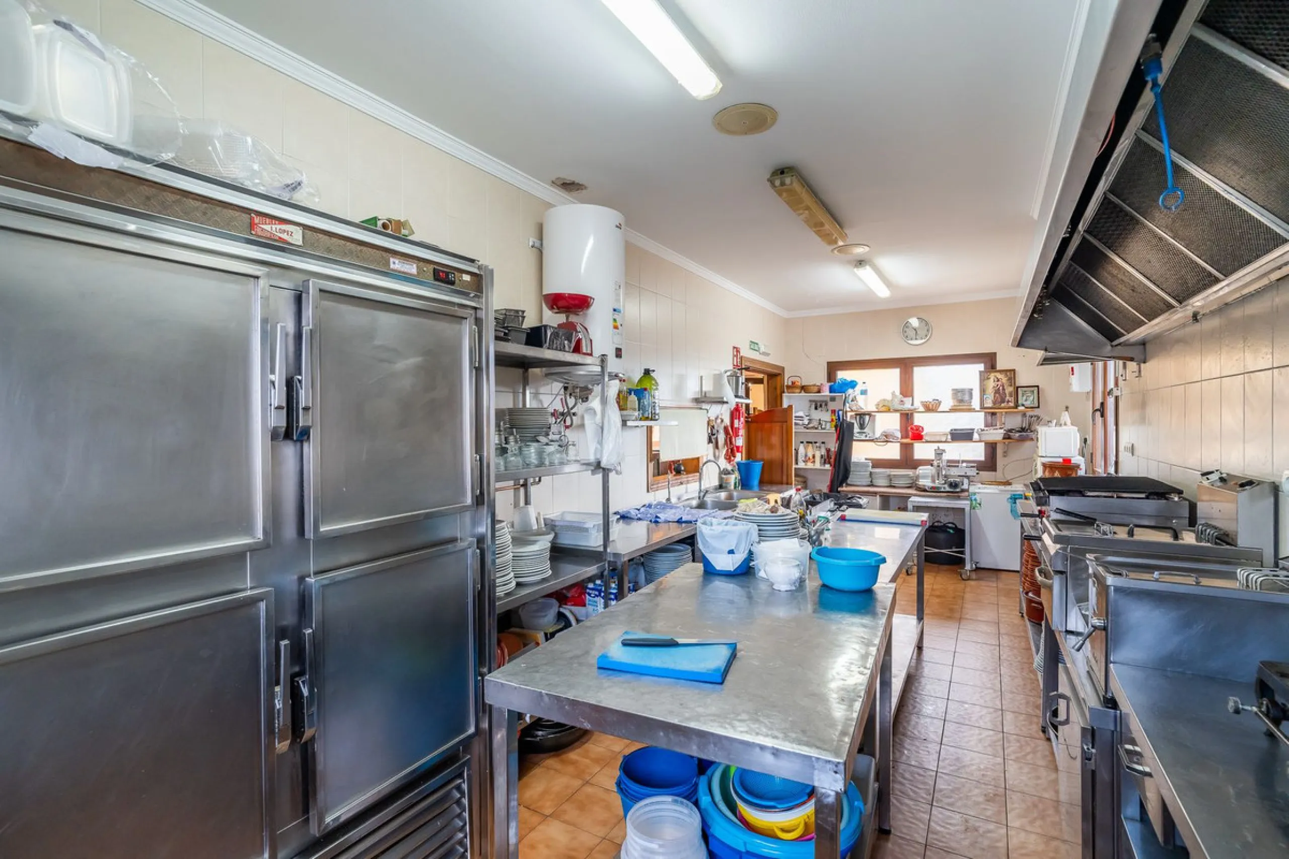 One of the most emblematic restaurants in the area is now for sale — a well-established business, fully operational and highly regarded throughout the region.