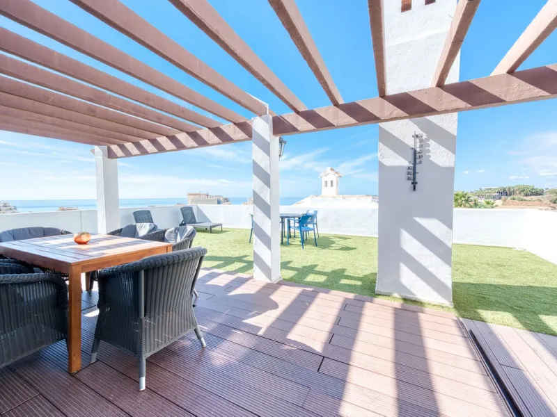 Welcome to this exceptional and truly unique "Villa in the Sky"