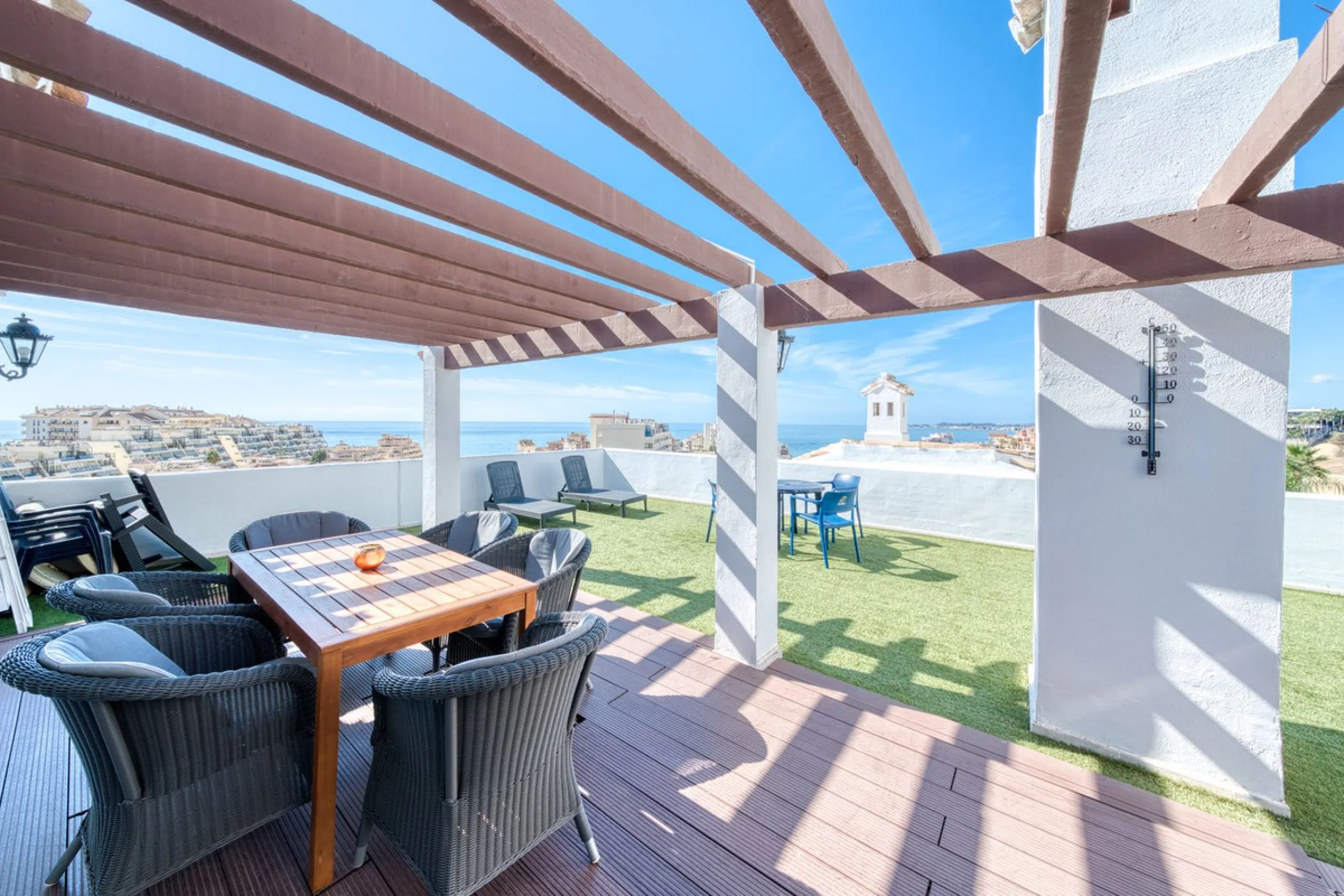 Welcome to this exceptional and truly unique "Villa in the Sky"
