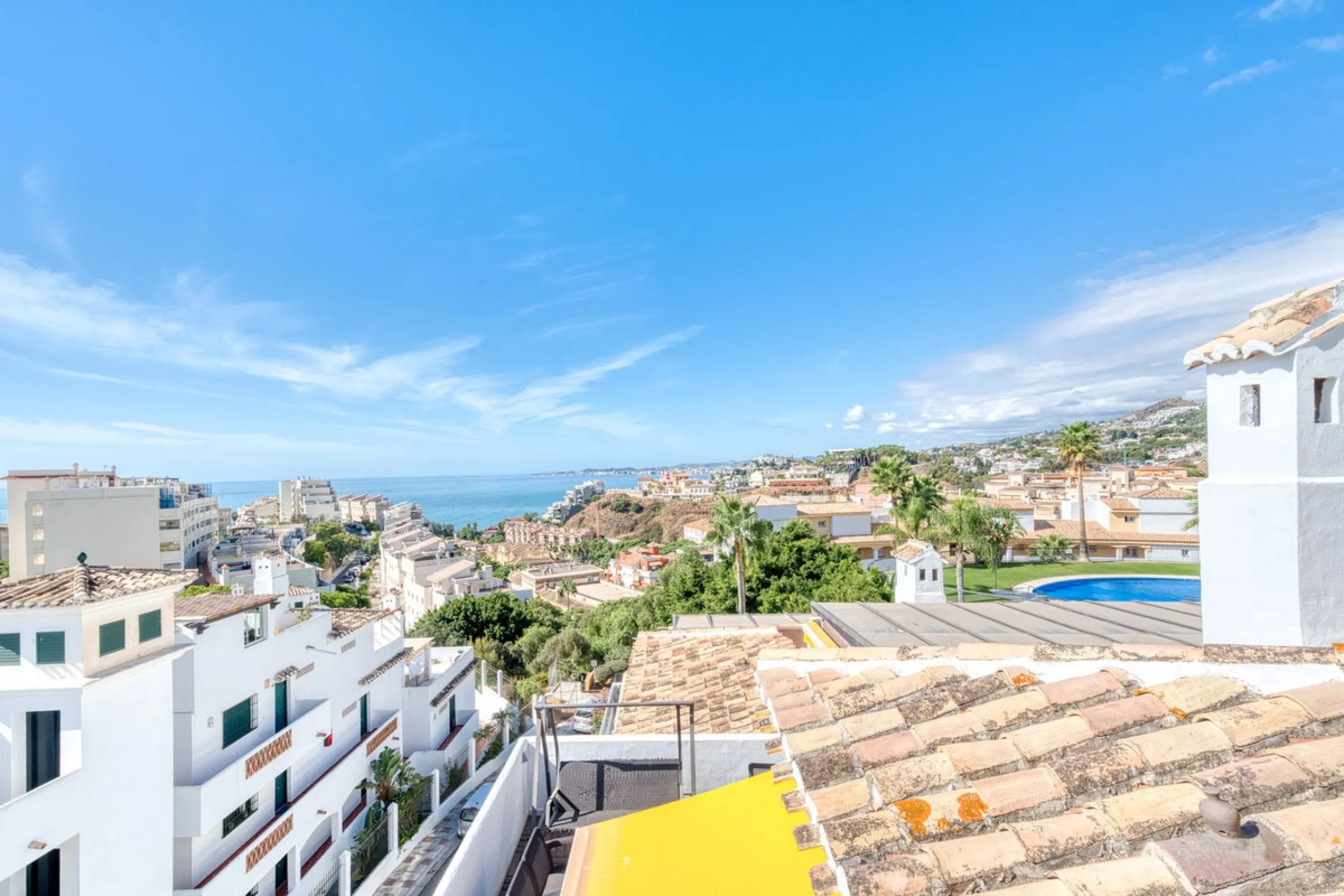 Welcome to this exceptional and truly unique "Villa in the Sky"