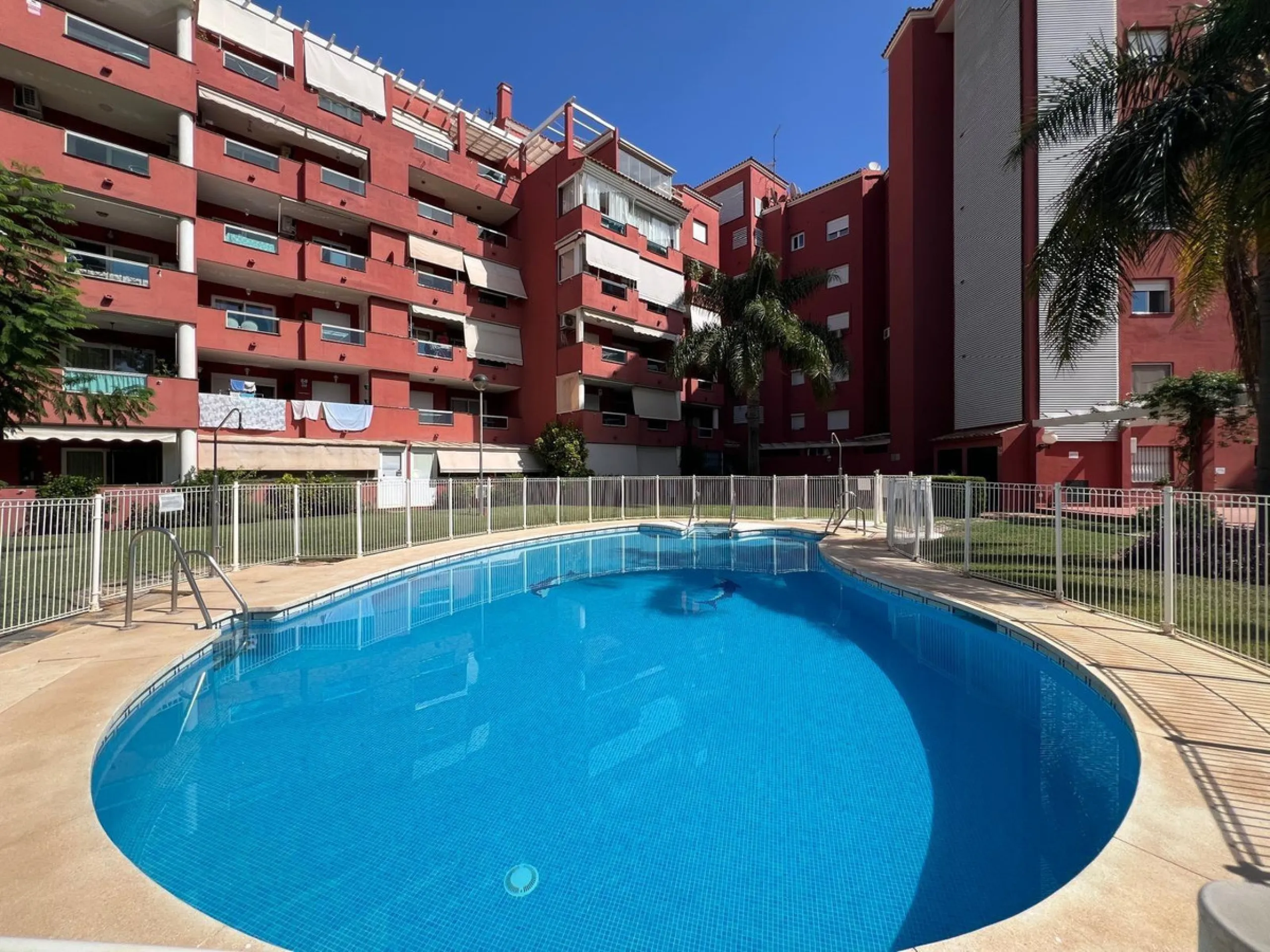 Apartment - Penthouse в продаже в Benalmadena, Málaga. В доме 4 спален и 3 ванных комнат. Площадь дома 168 м²